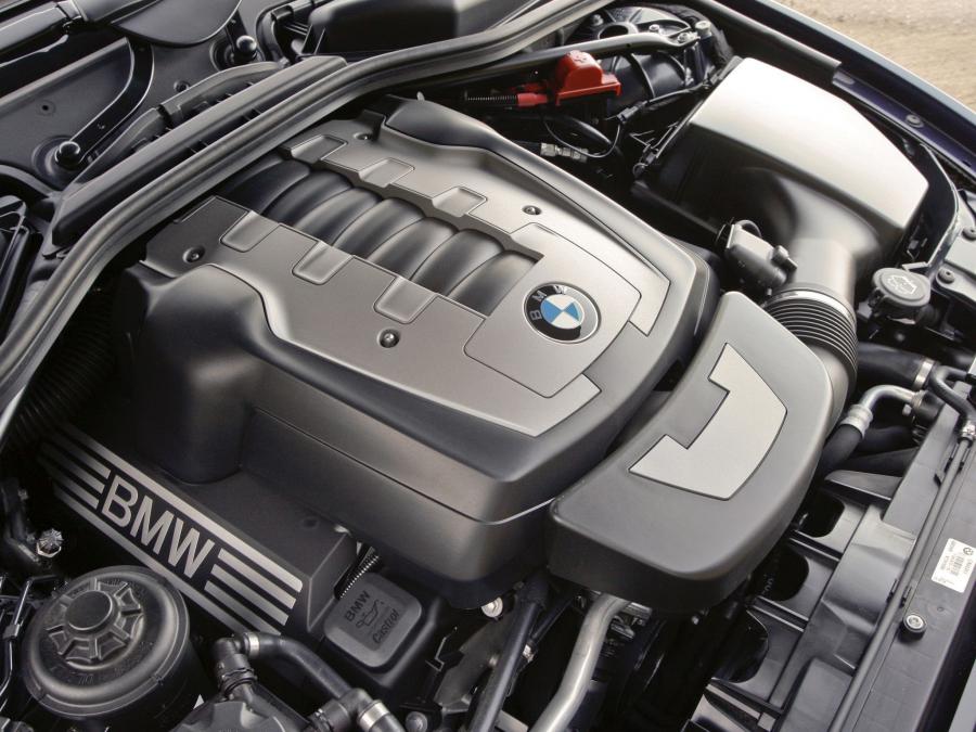  BMW 650i Convertible 2008 года  (US) (фото 3 из 11)